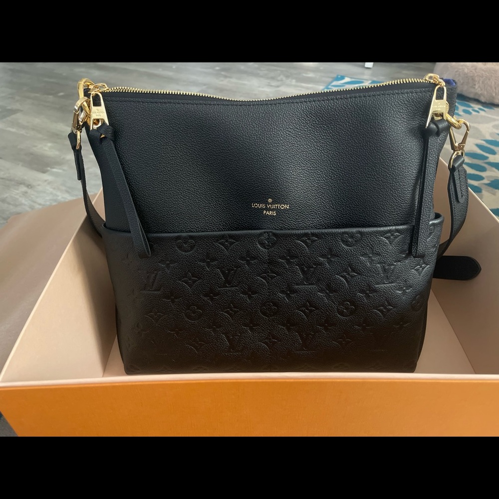 Louis Vuitton Maida Hobo NIB!!